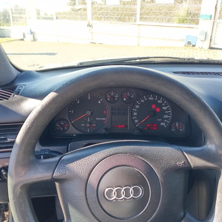 Audi A6 Avant · Ano 1998 — imagem 21
