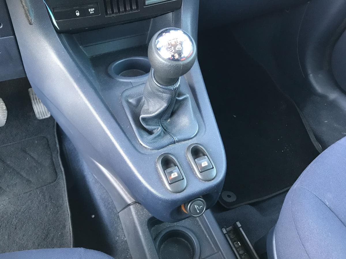 Peugeot 1007 1.4 HDI · Ano 2006 — imagen 18