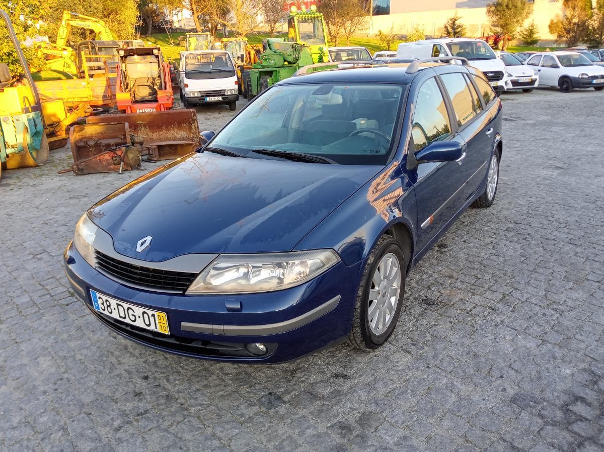 Renault Laguna 1.9DCI · Ano 2001 — imagen 4