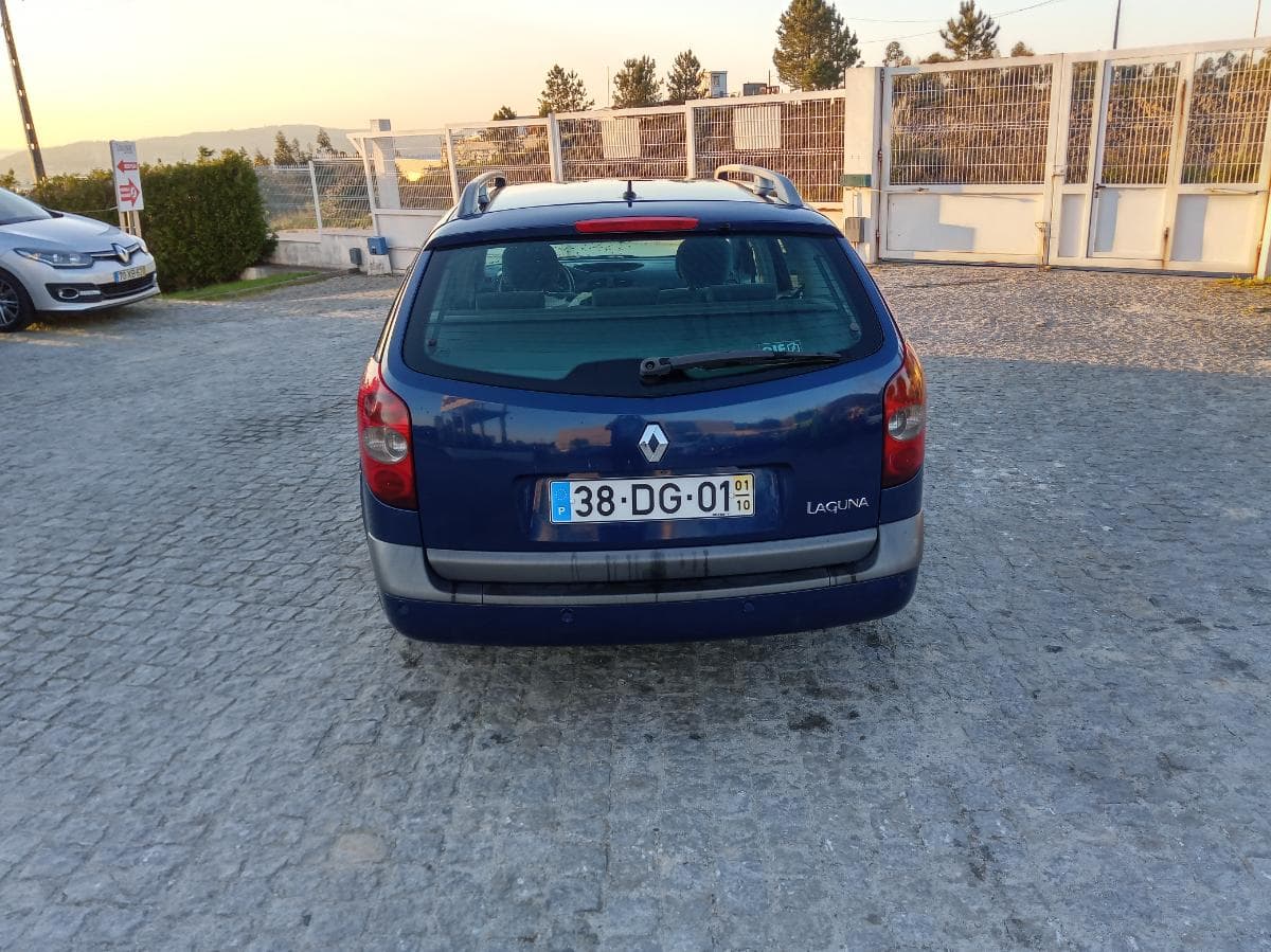 Renault Laguna 1.9DCI · Ano 2001 — imagen 6