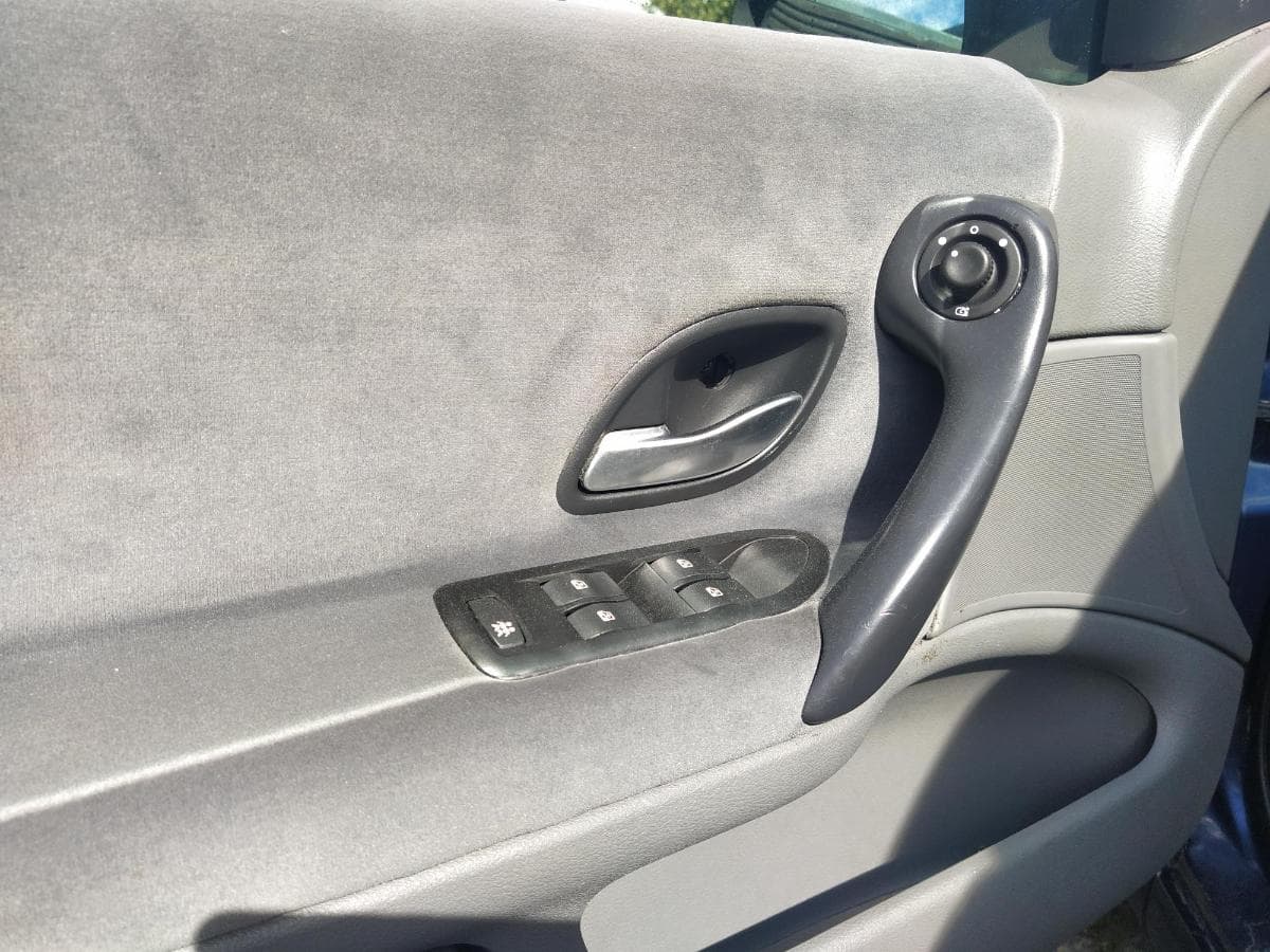 Renault Laguna 1.9DCI · Ano 2001 — imagen 15