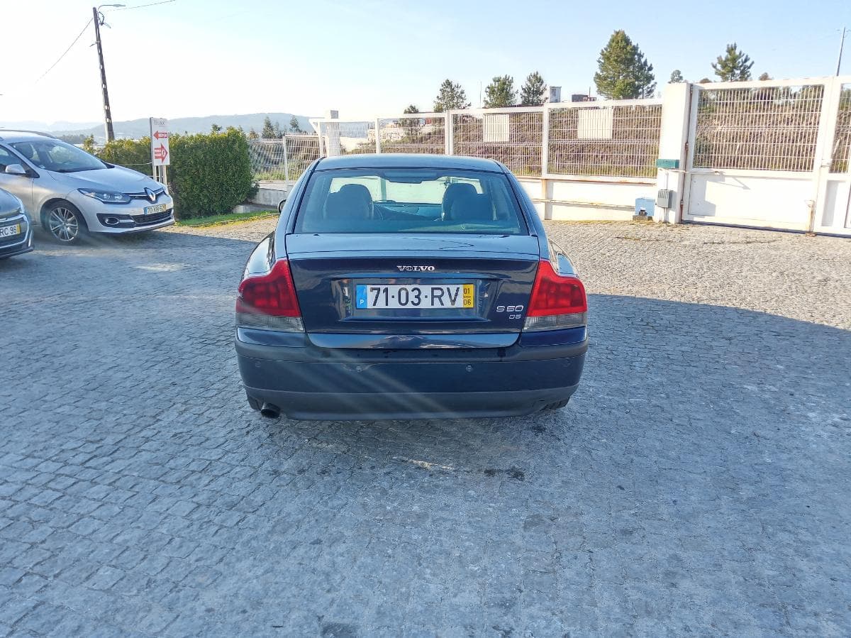 Volvo S60 · Ano 2001 — imagem 6