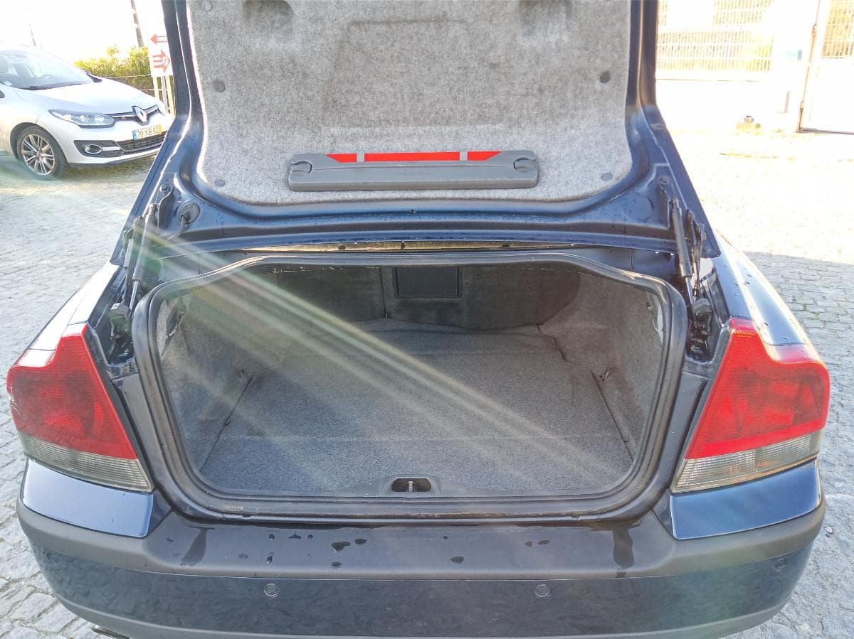 Volvo S60 · Ano 2001 — imagem 9
