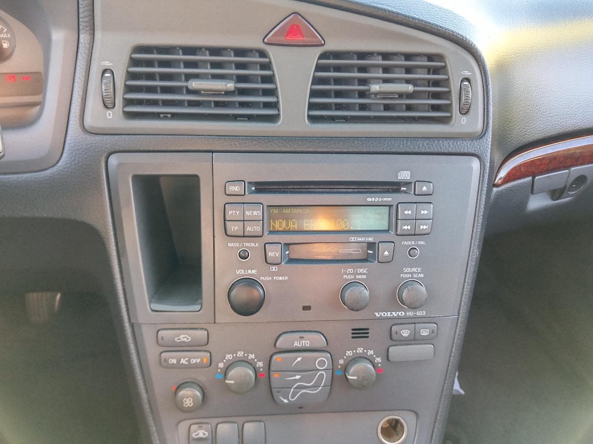 Volvo S60 · Ano 2001 — imagem 21