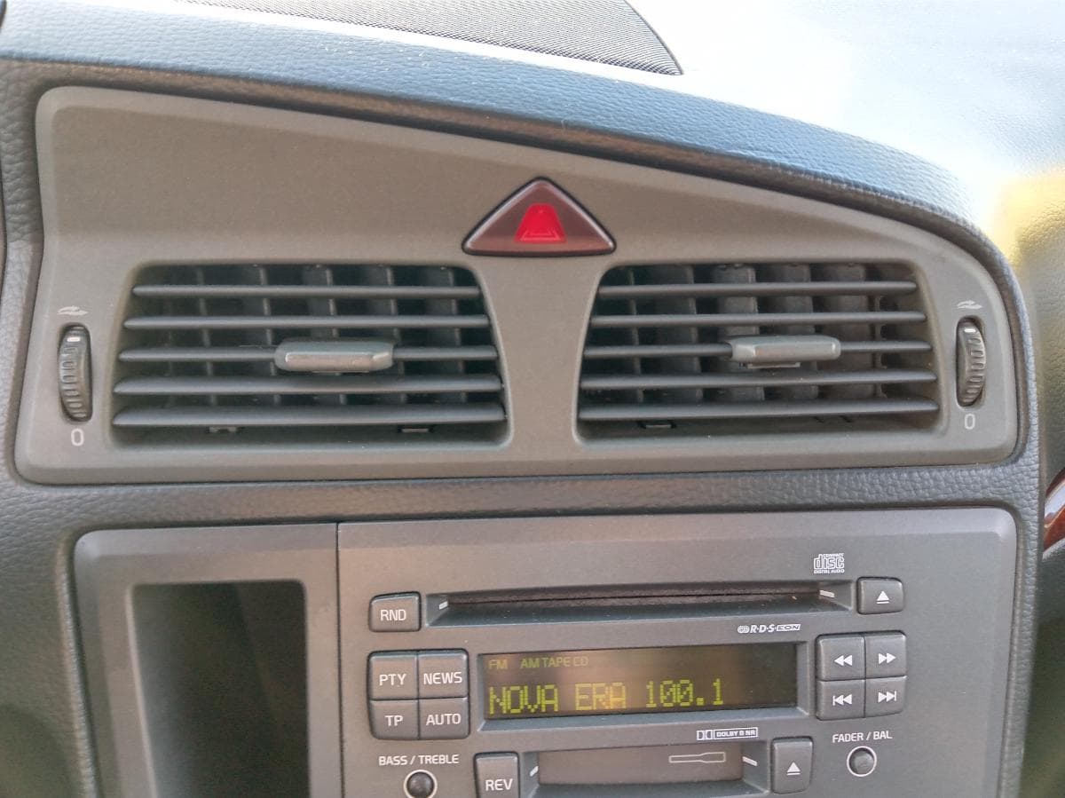 Volvo S60 · Ano 2001 — imagem 24