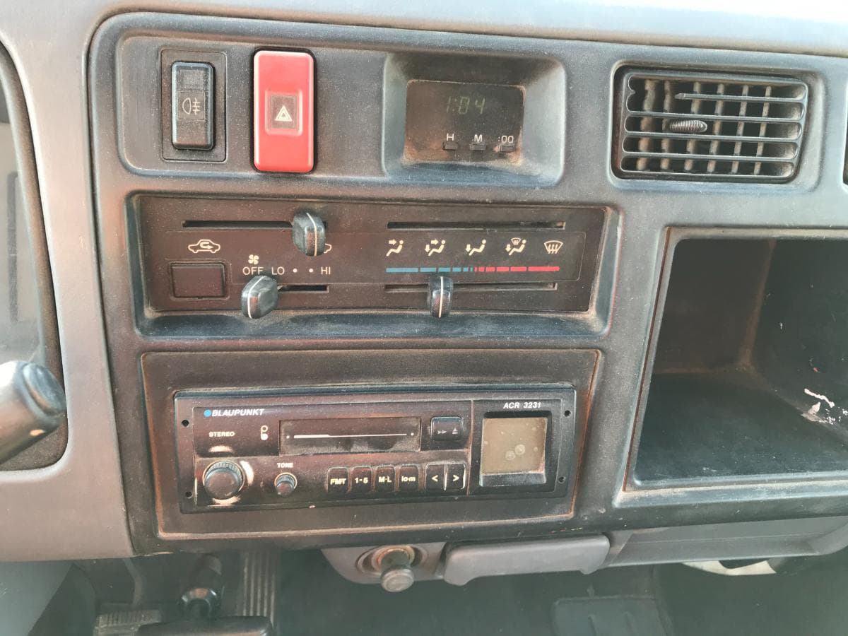 Toyota Dyna 150 2.8 D · Ano 1998 — image 17