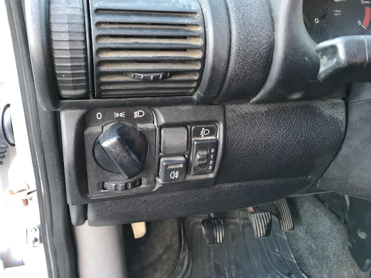 Opel Corsa 1.7 D · Ano 1998 — imagen 16