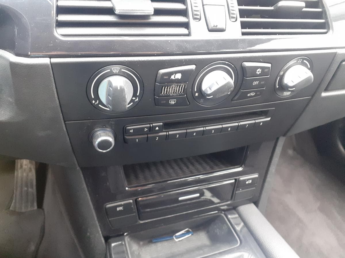 BMW 520D Touring · Ano 2008 — imagem 21