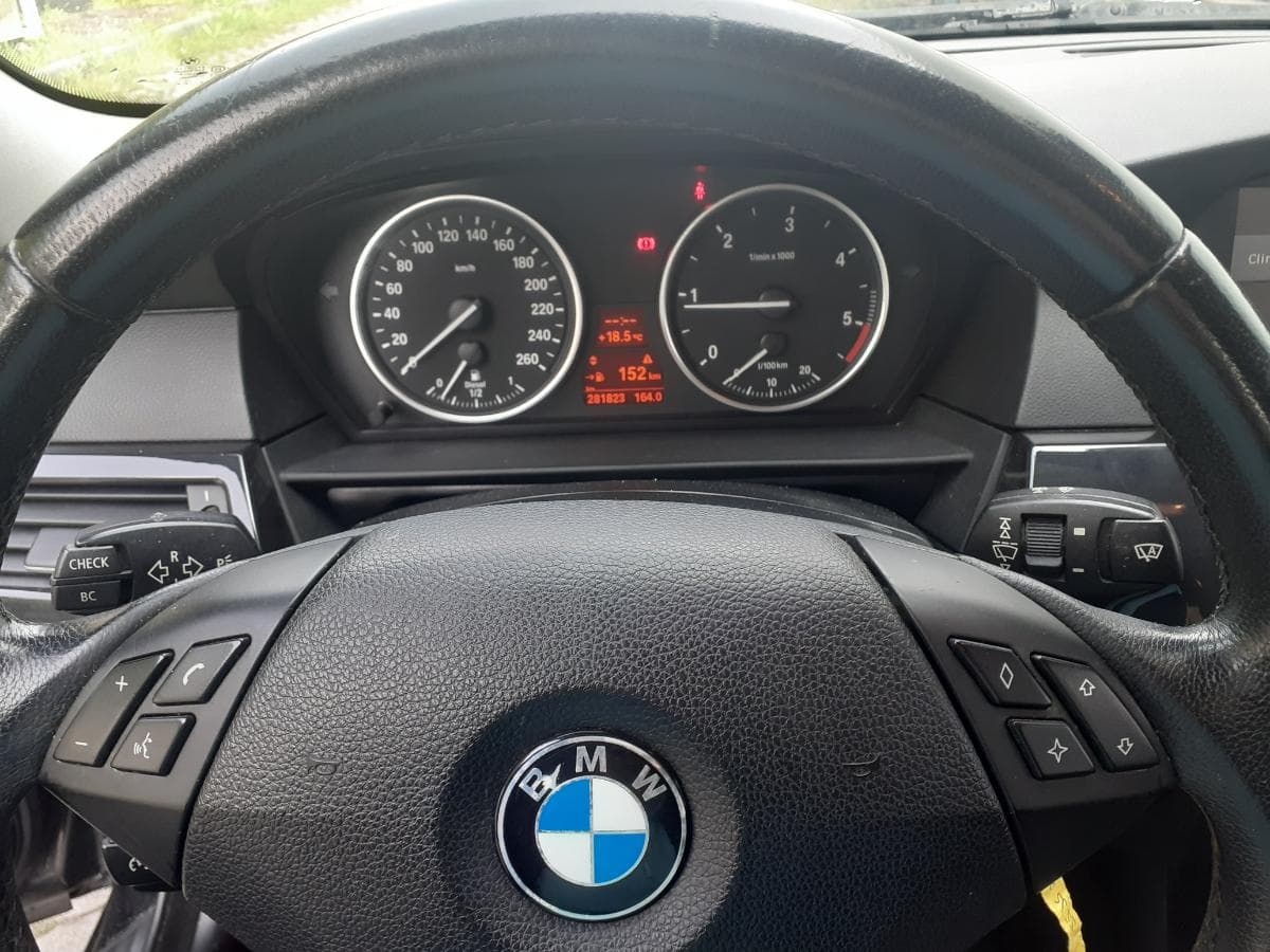 BMW 520D Touring · Ano 2008 — imagem 24