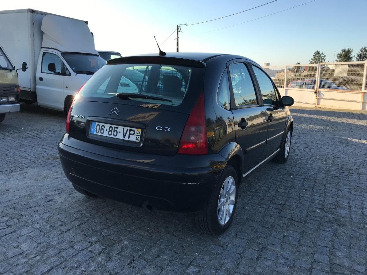 Citroën C3 1.4 HDI · Ano 2003 — image 4