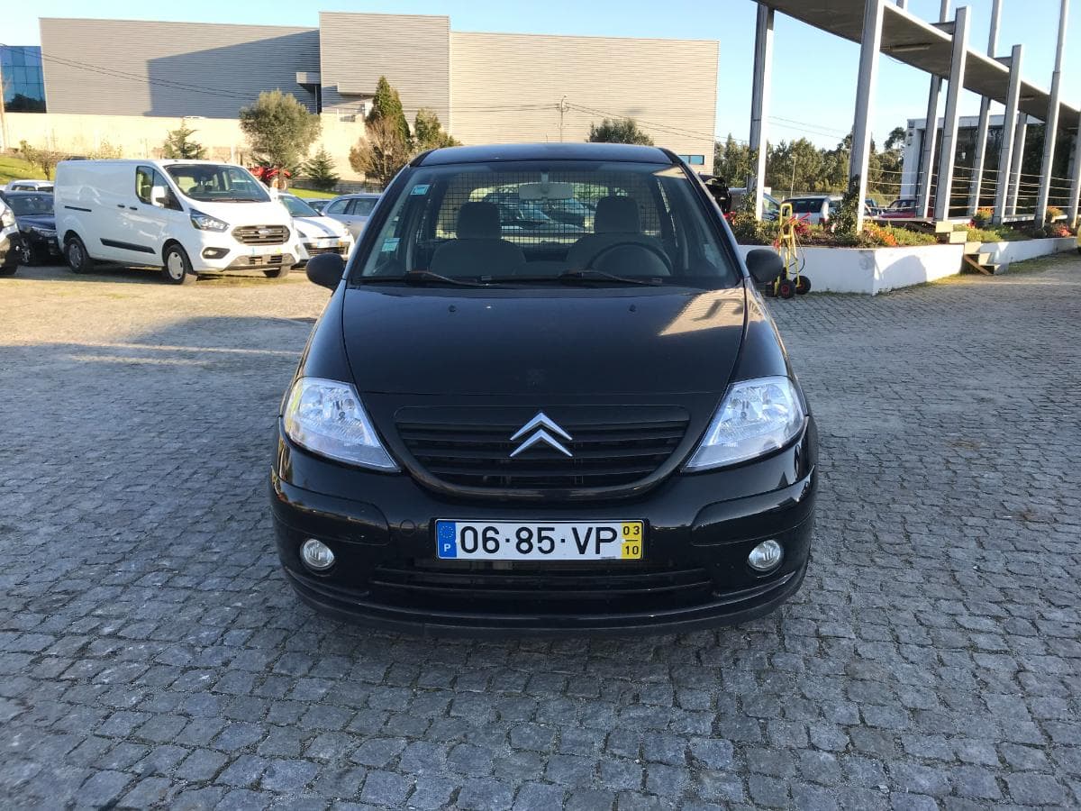 Citroën C3 1.4 HDI · Ano 2003 — image 2