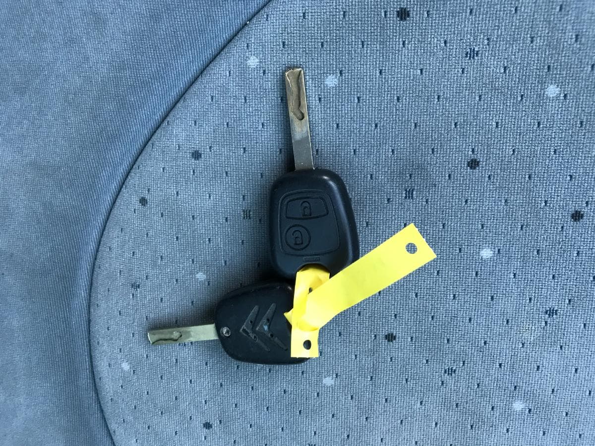 Citroën C3 1.4 HDI · Ano 2003 — image 22