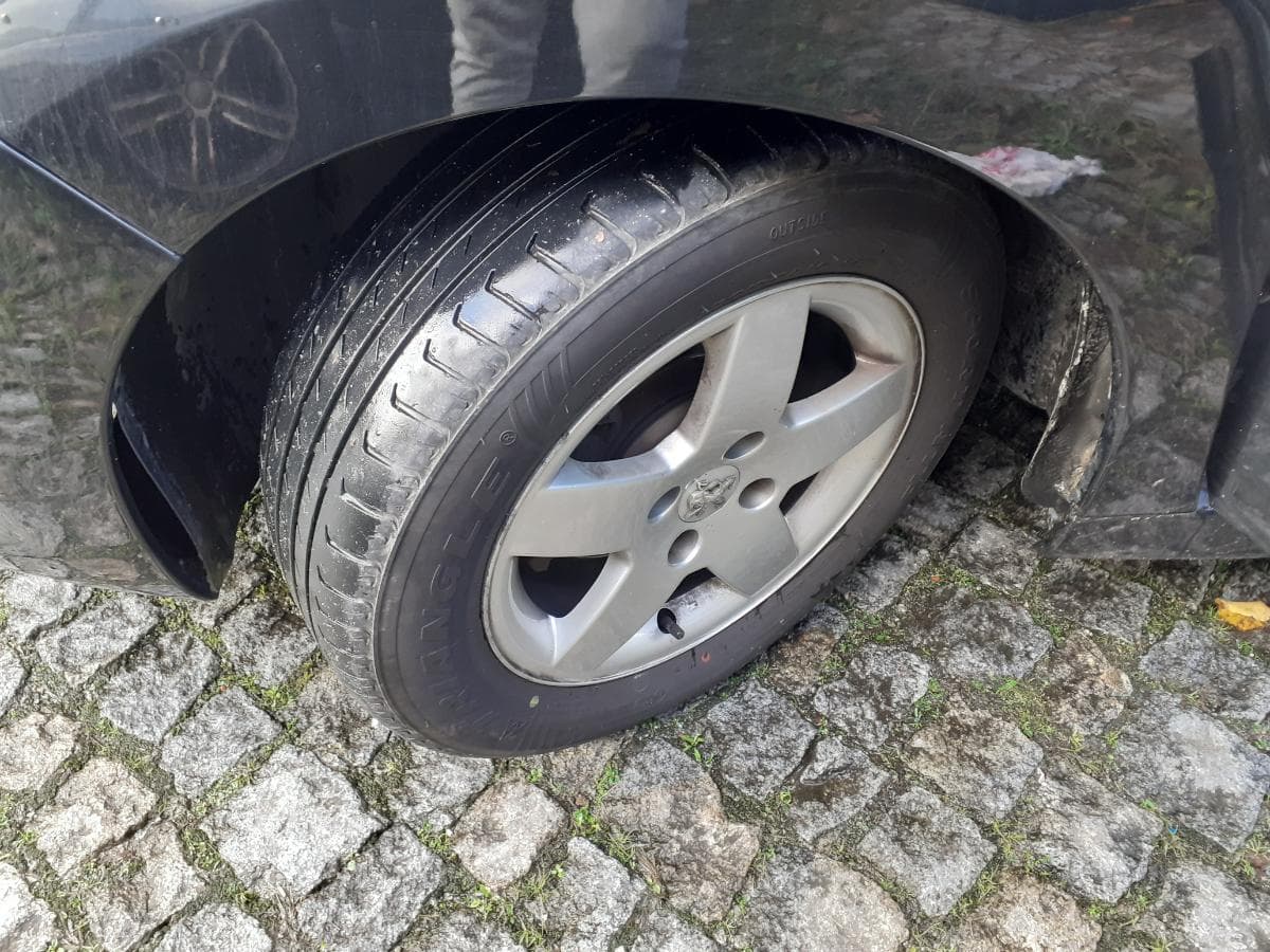 Peugeot 207 1.4 HDI · Ano 2010 — imagen 10