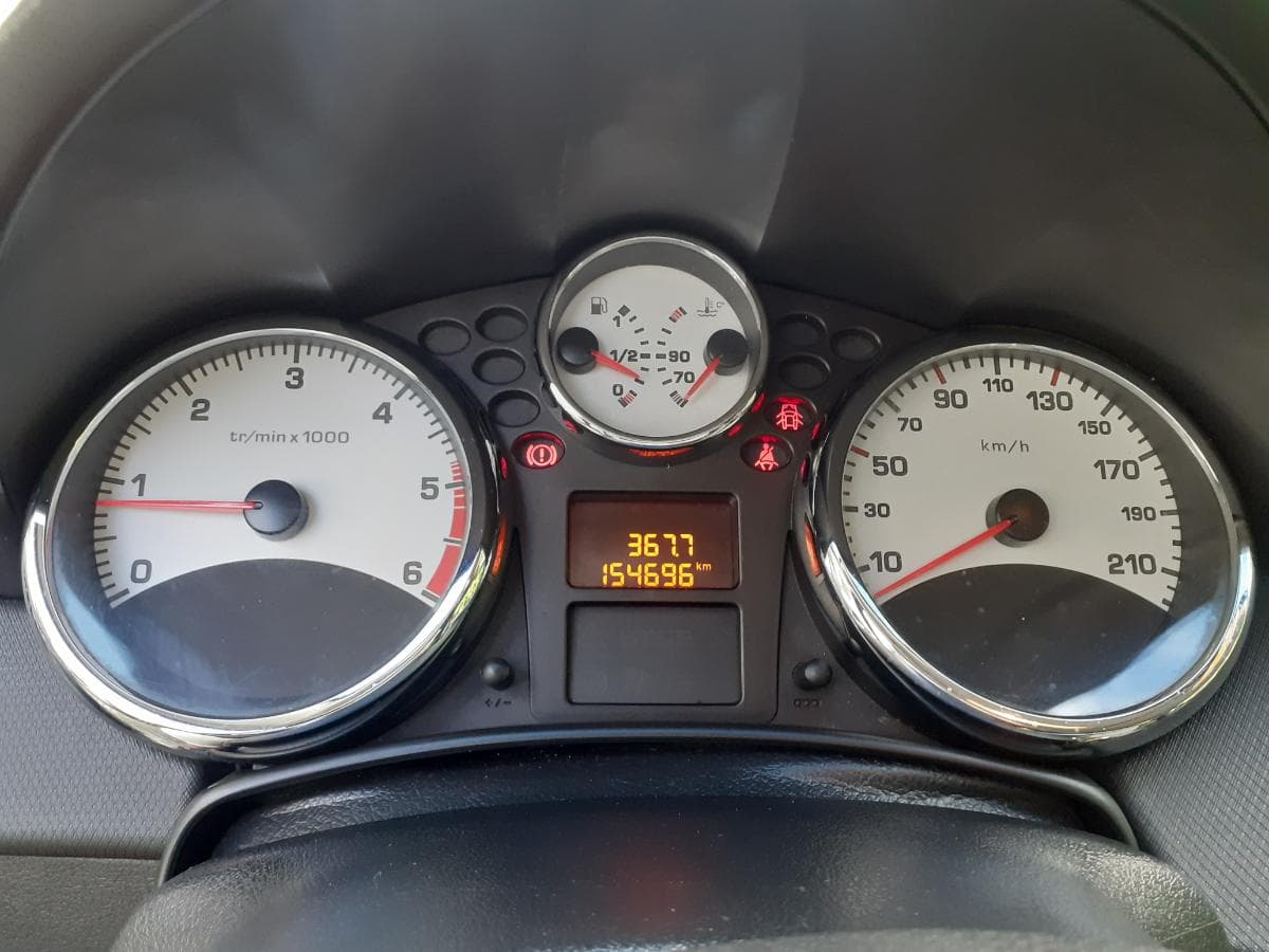 Peugeot 207 1.4 HDI · Ano 2010 — imagen 17