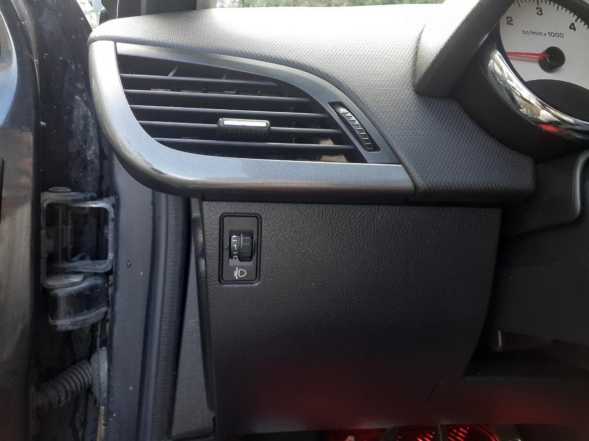 Peugeot 207 1.4 HDI · Ano 2010 — imagen 22