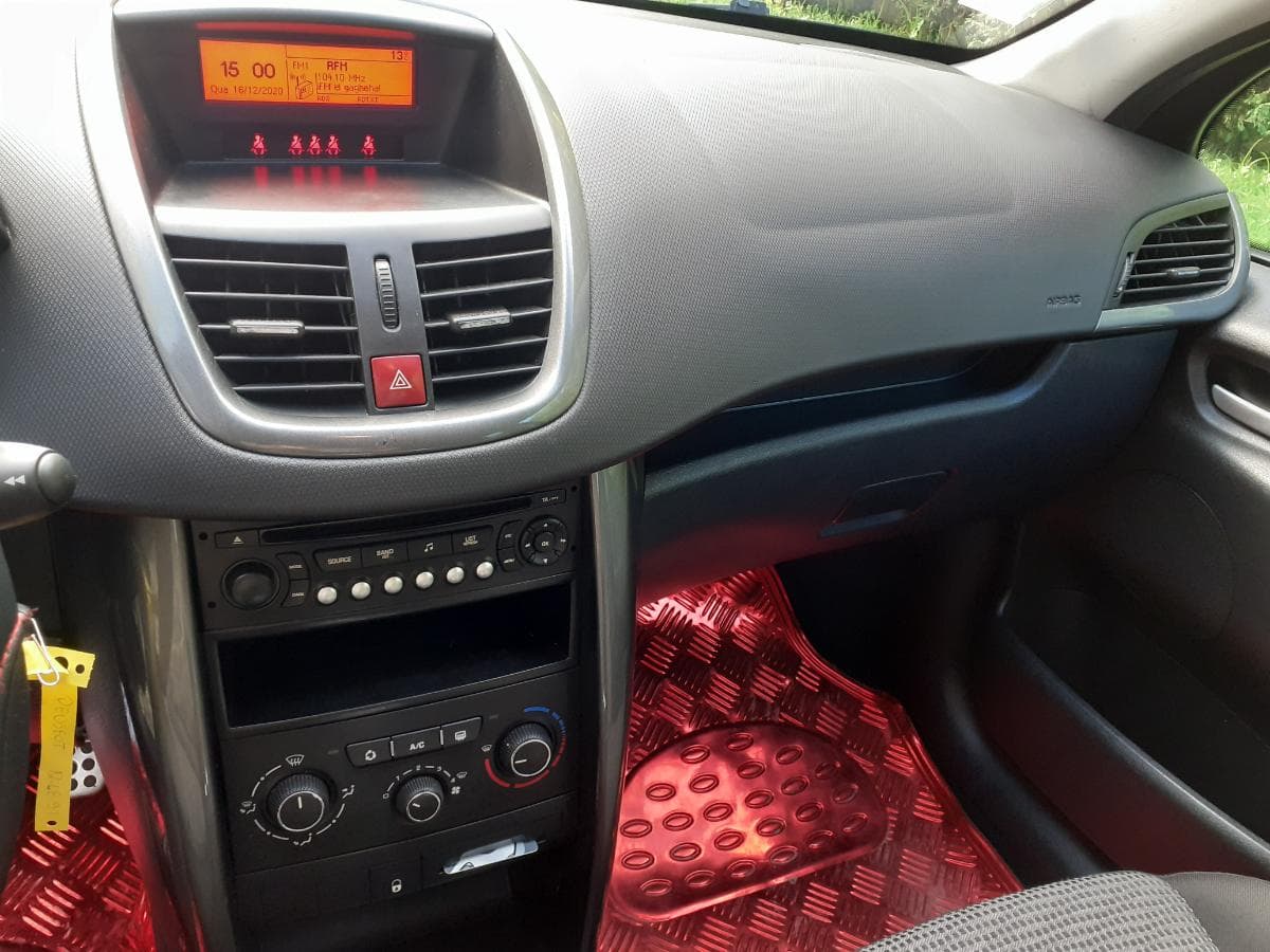 Peugeot 207 1.4 HDI · Ano 2010 — imagen 20