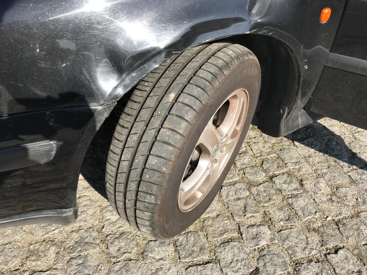 Skoda Octavia 1.6 · Ano 1999 — imagem 8