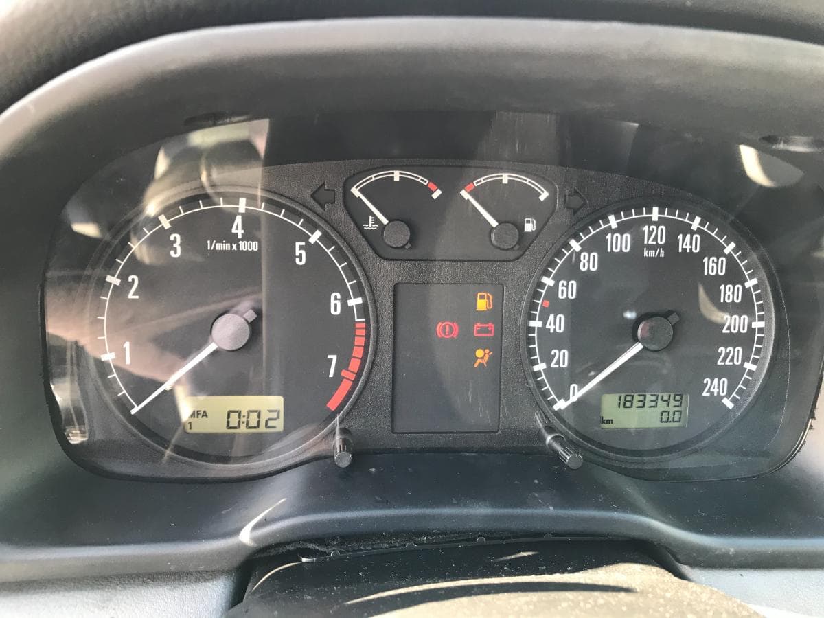 Skoda Octavia 1.6 · Ano 1999 — imagem 14