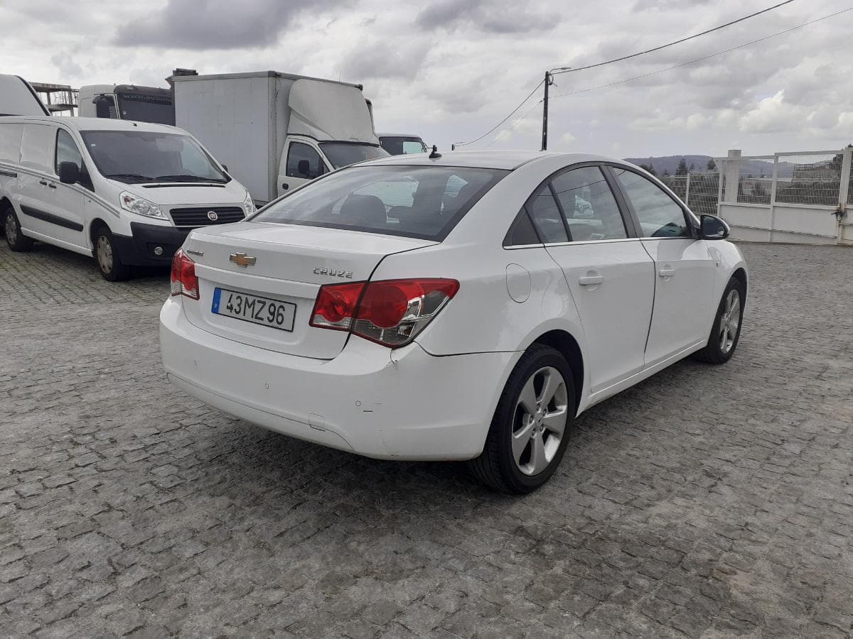 Chevrolet Cruze 2.0 CDI · Ano 2012 — imagem 6