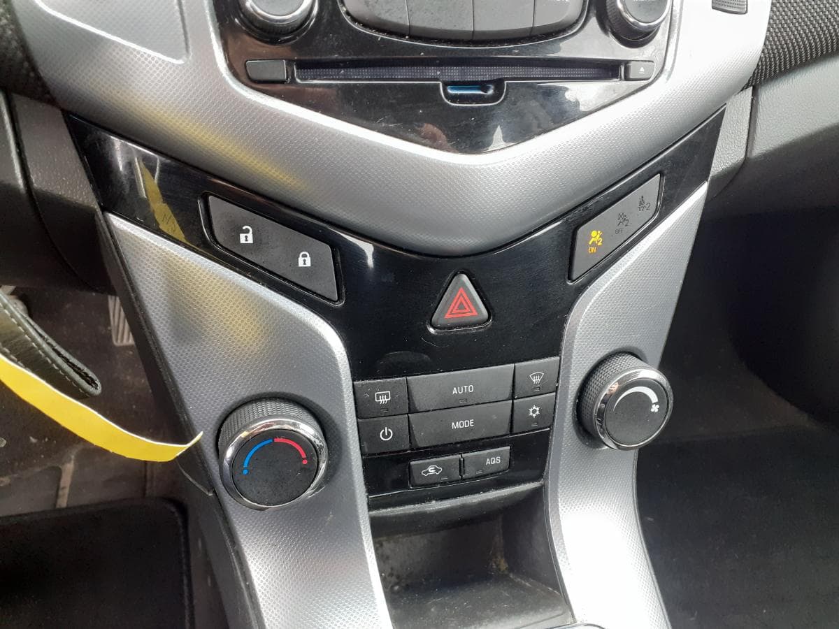 Chevrolet Cruze 2.0 CDI · Ano 2012 — imagem 17