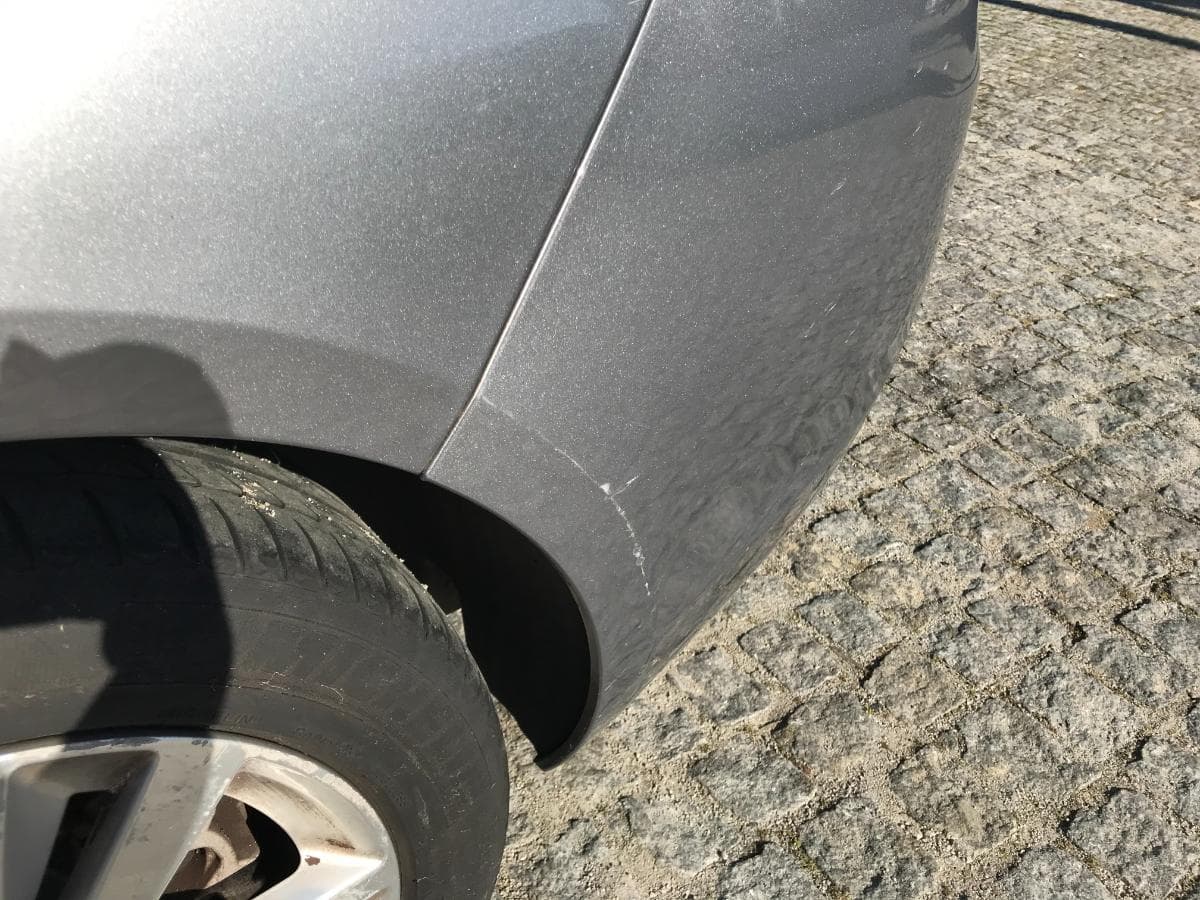 Peugeot 308 1.6 Blue HDI · Ano 2015 — imagem 18