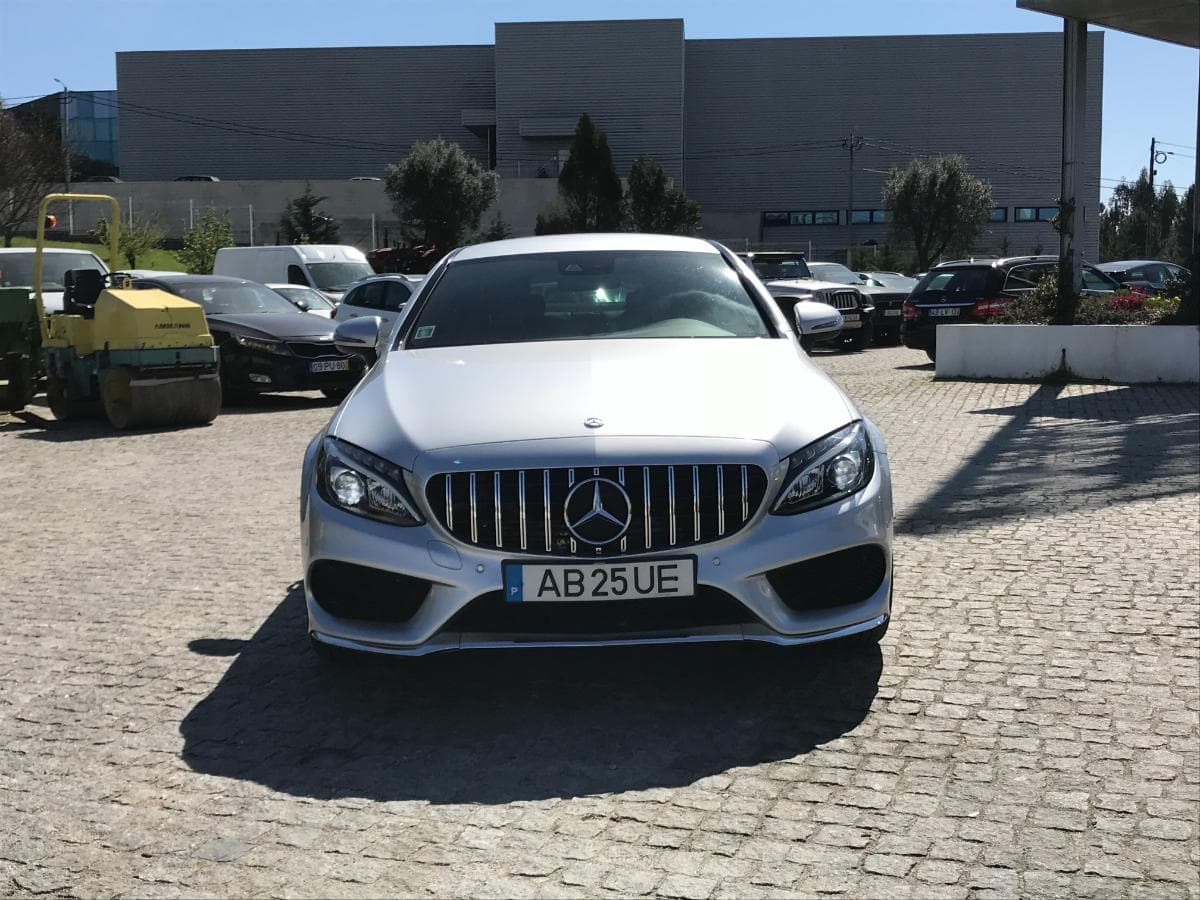 Mercedes-Benz C220 Coupé · Ano 2016 — imagem 2