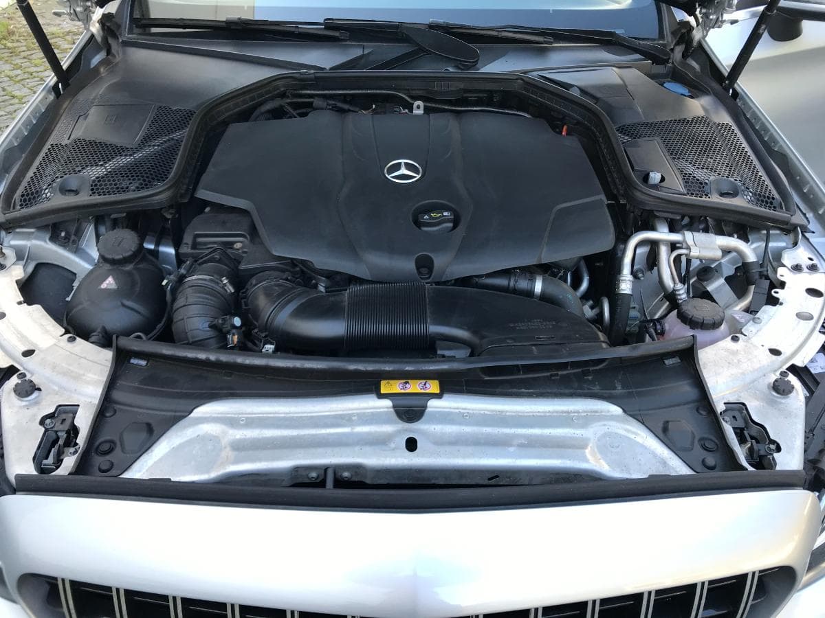 Mercedes-Benz C220 Coupé · Ano 2016 — imagem 10