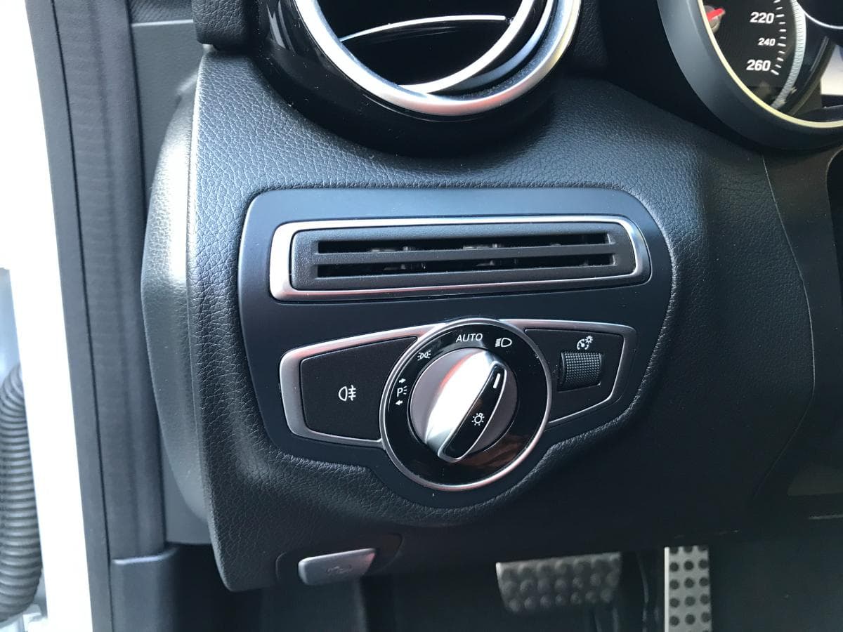 Mercedes-Benz C220 Coupé · Ano 2016 — imagem 22