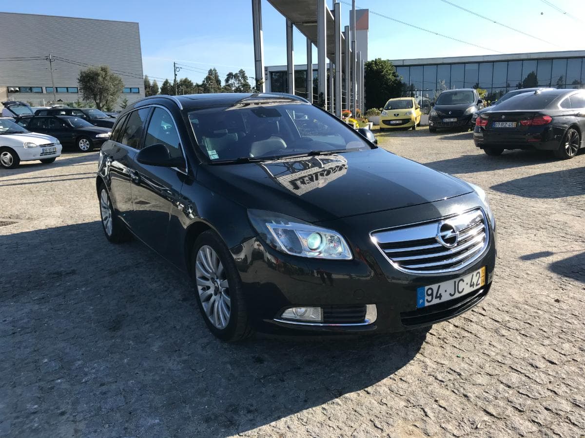 Opel Insígnia 2.0 CDTI · Ano 2010 — imagen 1