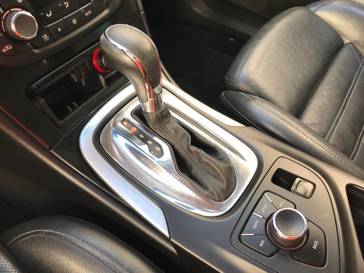 Opel Insígnia 2.0 CDTI · Ano 2010 — imagen 29