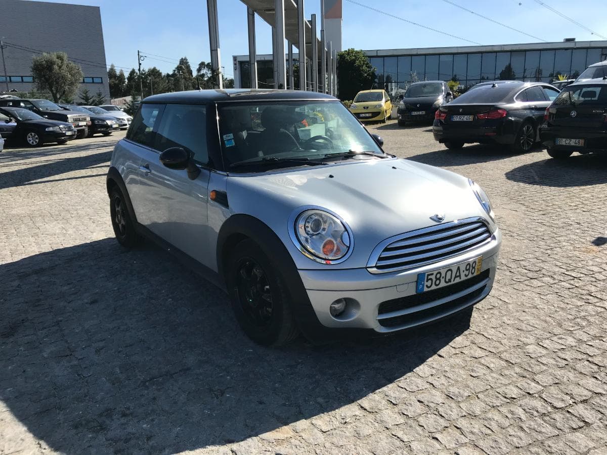 Mini Cooper D · Ano 2008 — imagen 1