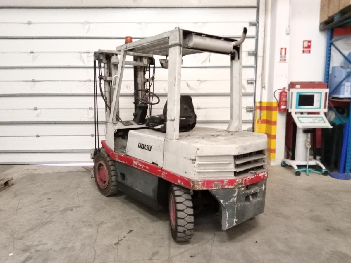 Empilhador Fiat DI 40 — imagem 4