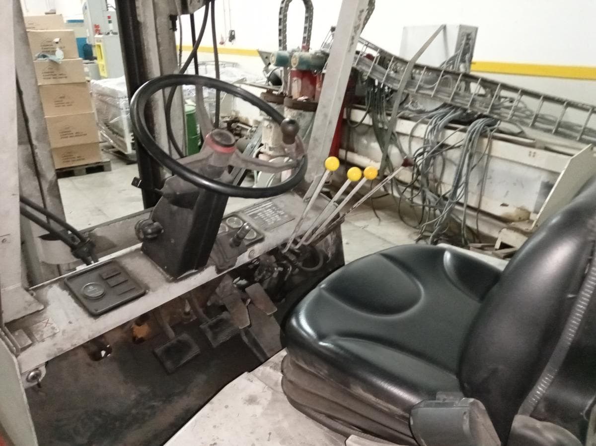 Empilhador Fiat DI 40 — imagem 14