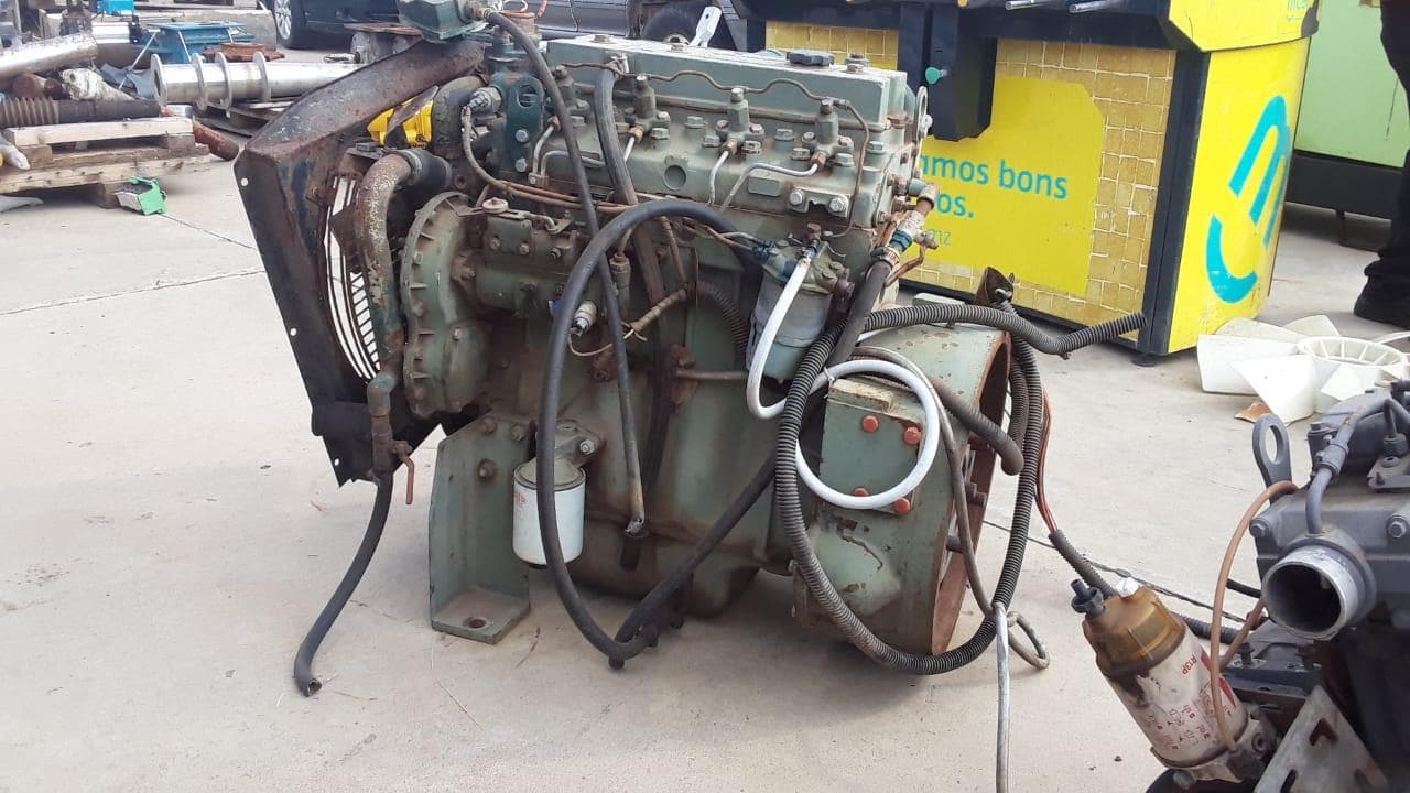 Motor Mercedes ADE 236 ·