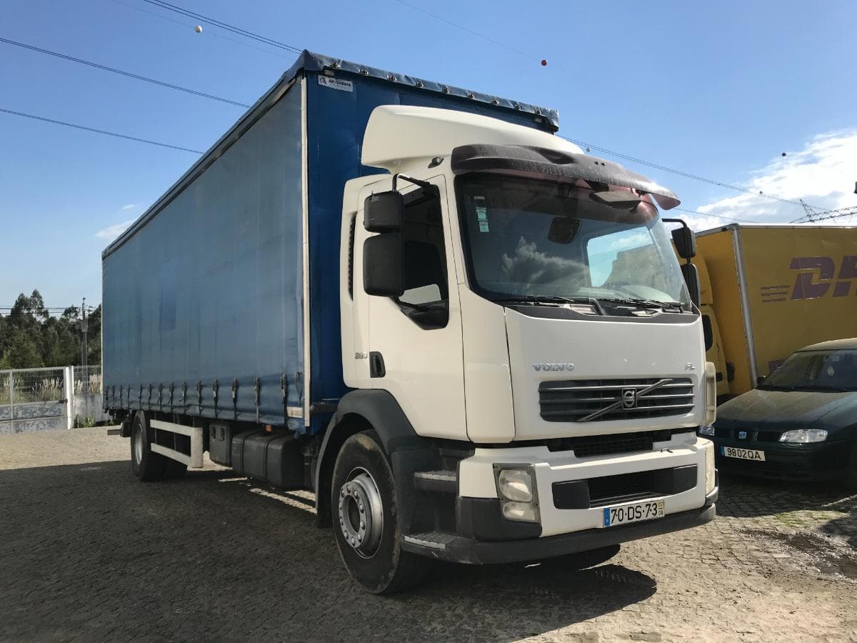 Volvo FL 280 · 18 Toneladas · Ano 2007 — image 1