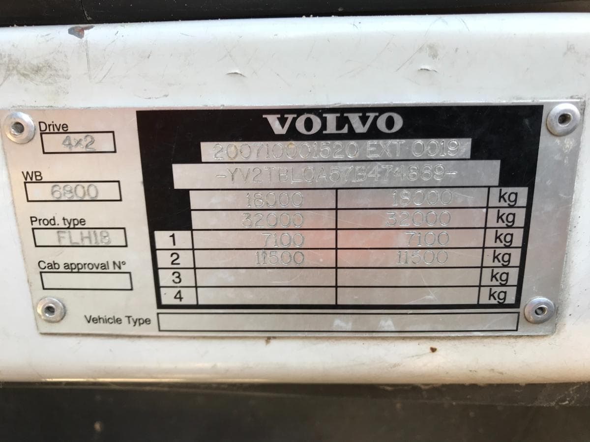 Volvo FL 280 · 18 Toneladas · Ano 2007 — image 12