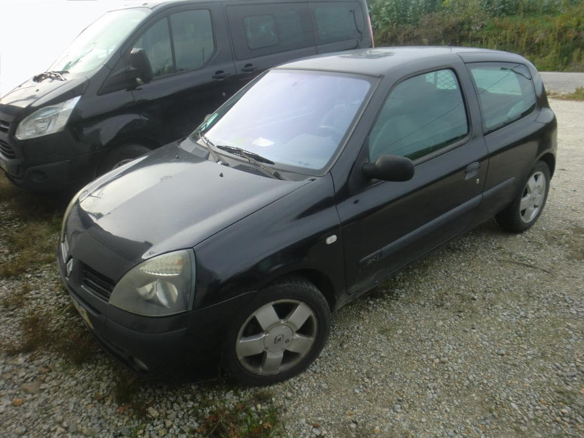 RENAULT CLIO 1.5 DCI — imagem 3