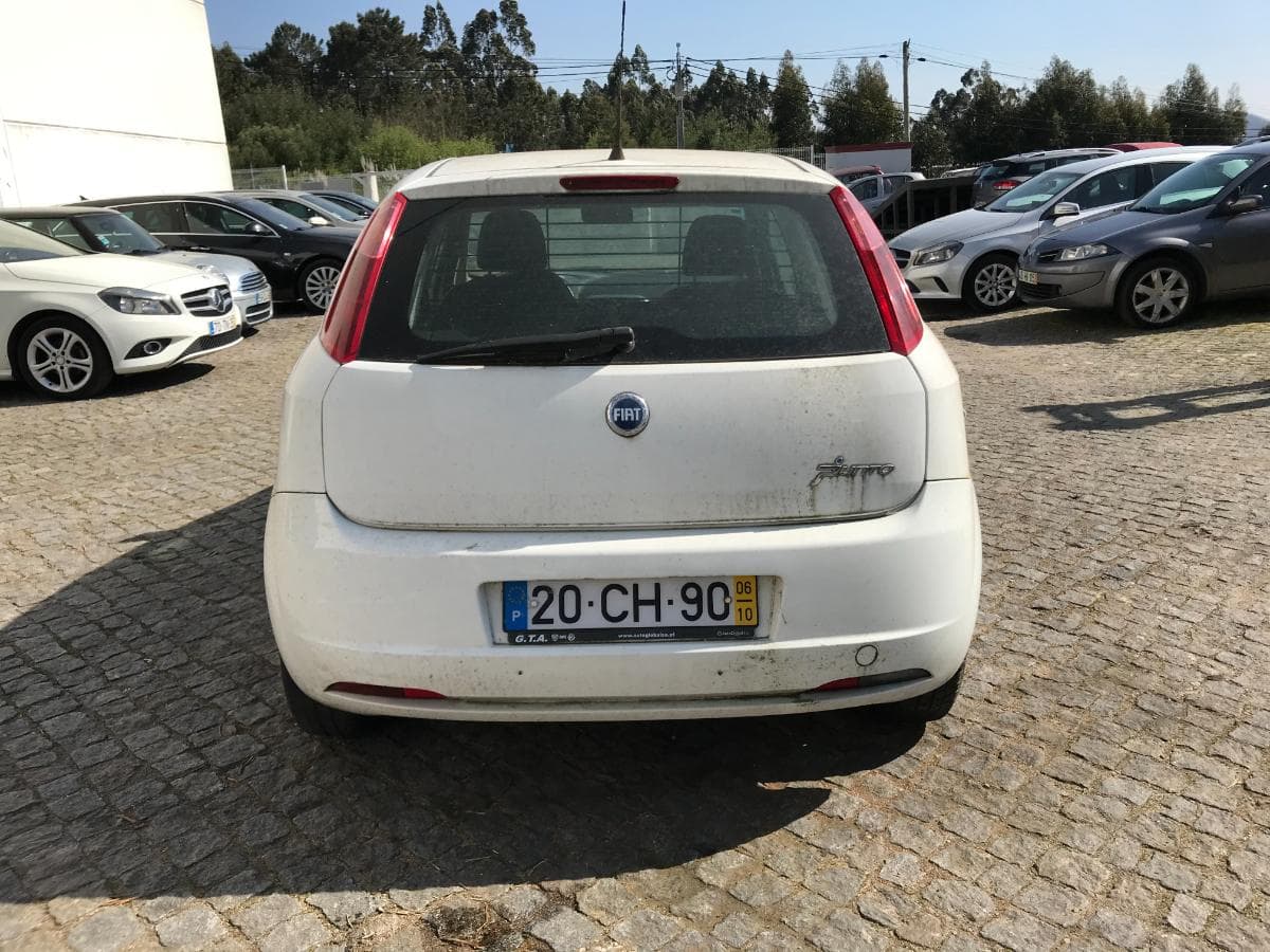Fiat Punto 1.3 D Multijet — imagen 5