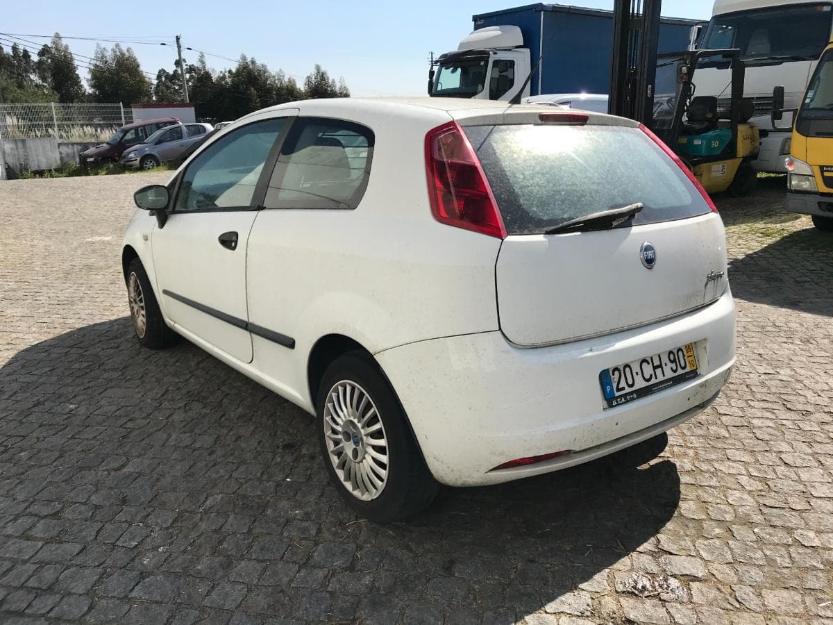 Fiat Punto 1.3 D Multijet — imagen 6