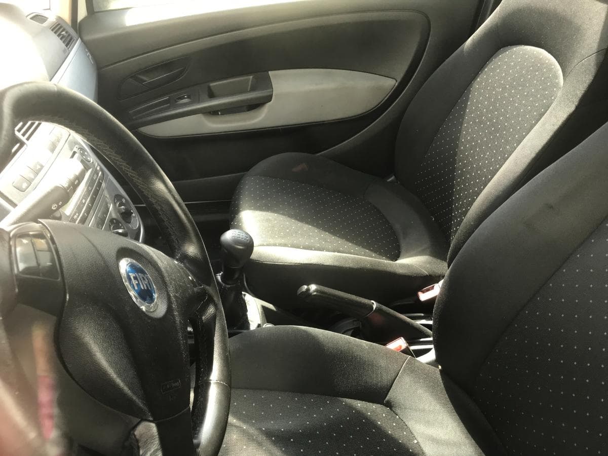 Fiat Punto 1.3 D Multijet — imagen 10