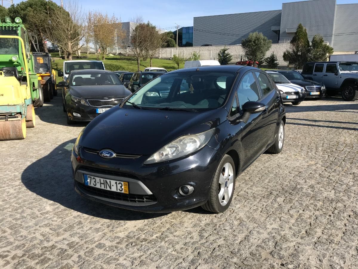 Ford Fiesta 1.4 TDCI · Ano 2009 — imagen 3