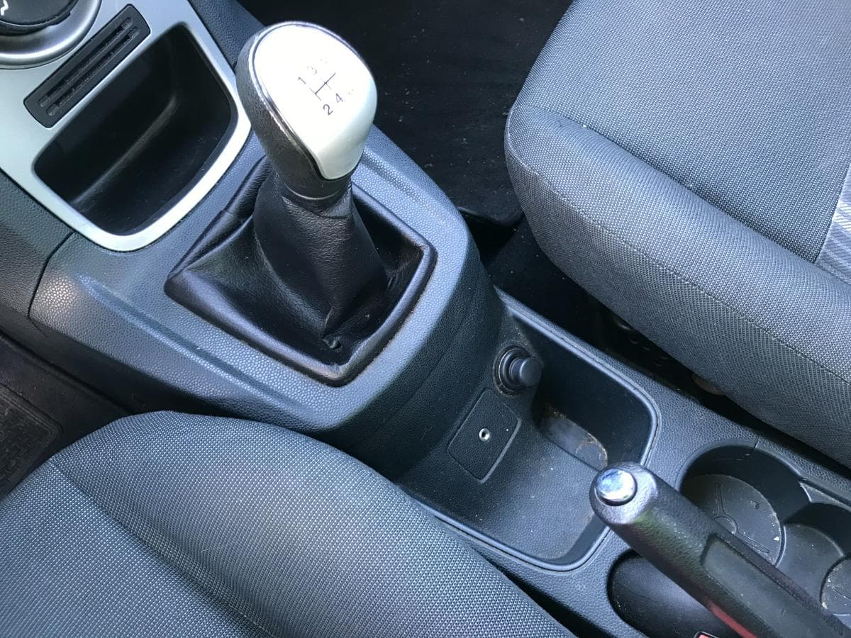 Ford Fiesta 1.4 TDCI · Ano 2009 — imagen 28
