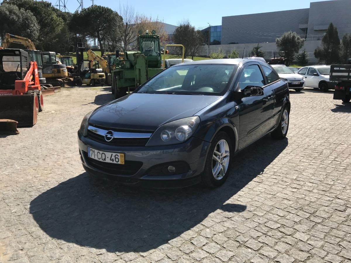 Opel Astra 1.3 CDTI · Ano 2006 — imagem 3
