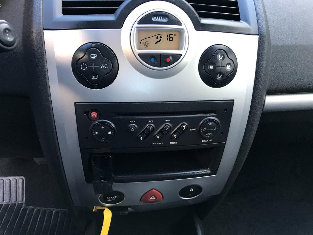 Renault Mégane 1.5 DCI · Ano 2009 — imagem 26