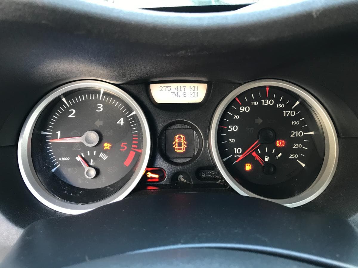 Renault Mégane 1.5 DCI · Ano 2009 — imagem 24