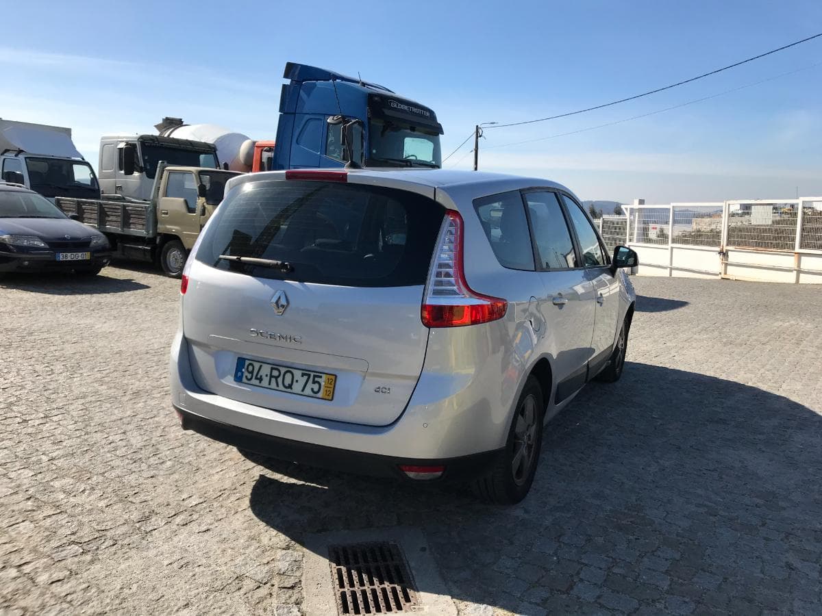 Renault Grand Scénic 1.6 DCI · Ano 2012 — imagem 4