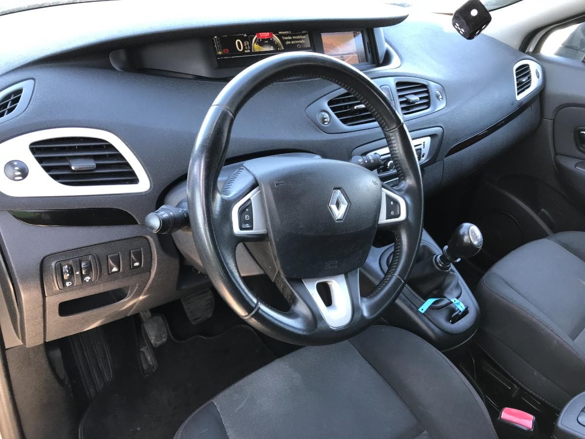 Renault Grand Scénic 1.6 DCI · Ano 2012 — imagem 20