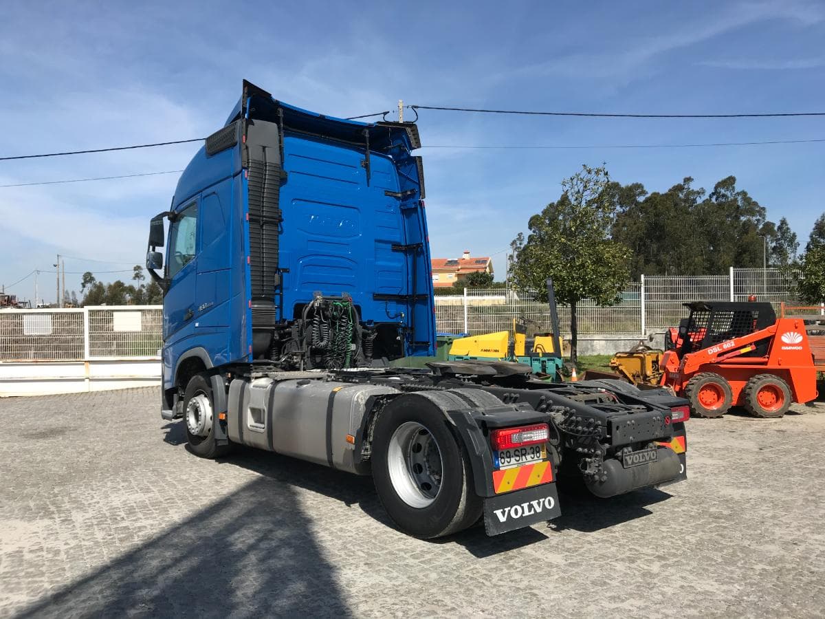 Volvo FH 460 · Ano 2017 — imagem 6