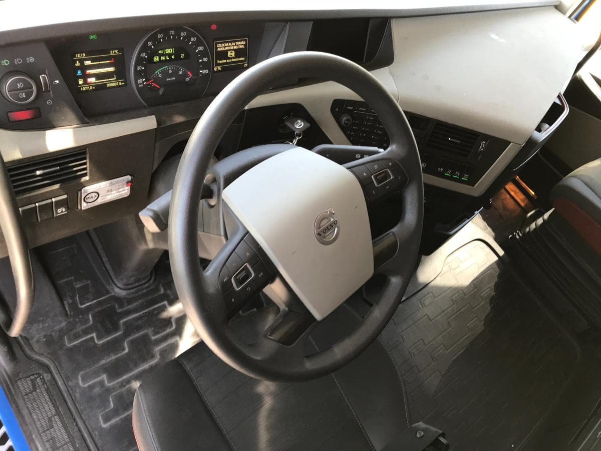 Volvo FH 460 · Ano 2017 — imagem 13