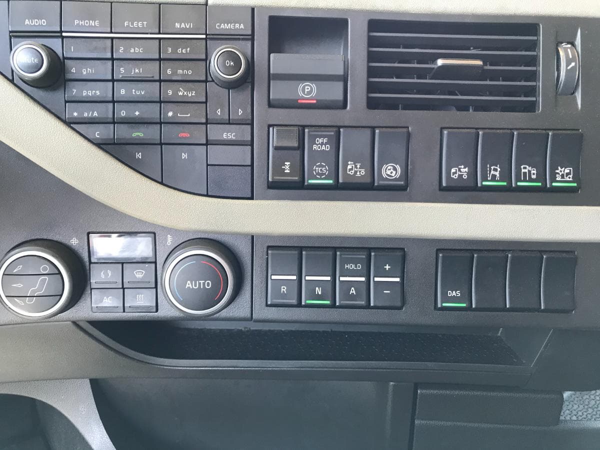 Volvo FH 460 · Ano 2017 — imagem 25